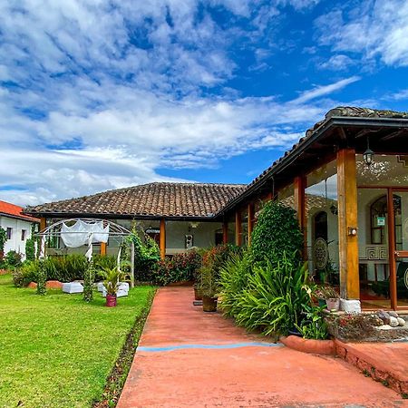 Hosteria Oro Azul Cotacachi Exterior foto